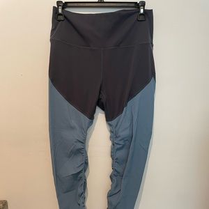 Zyia active wear leggings size 8-10